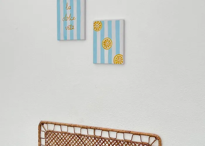 Spacious & Centrally-located Apartment